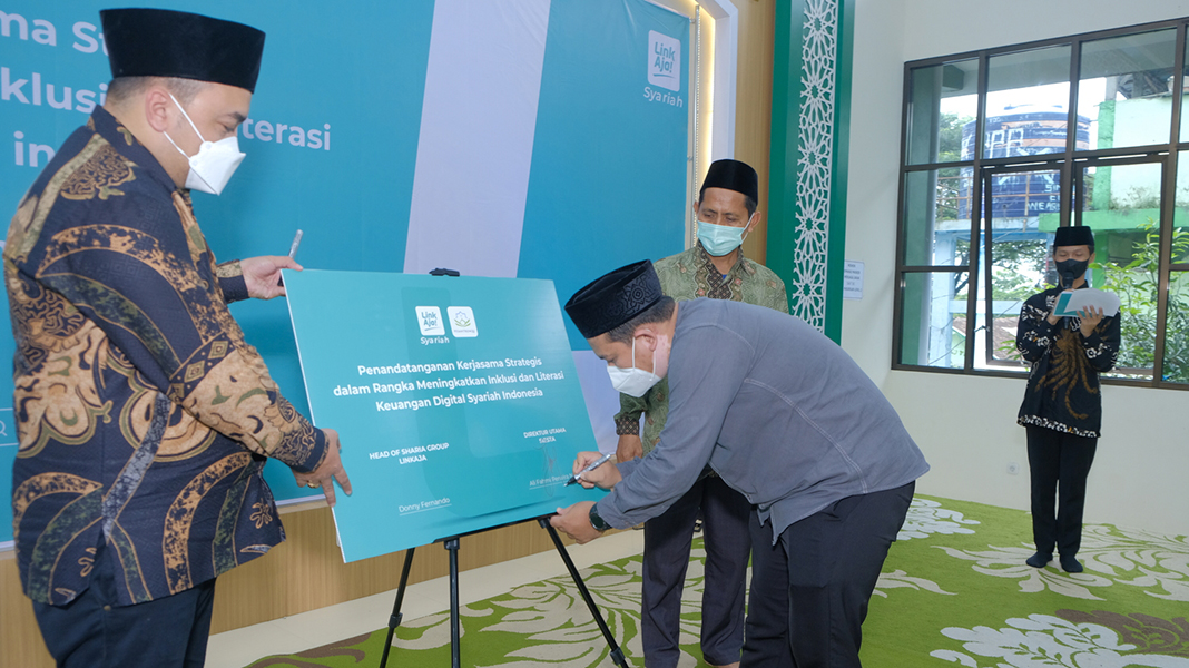 LinkAja Syariah Perluas Digitalisasi Ekosistem di Sektor Koperasi Syariah dan Pesantren
